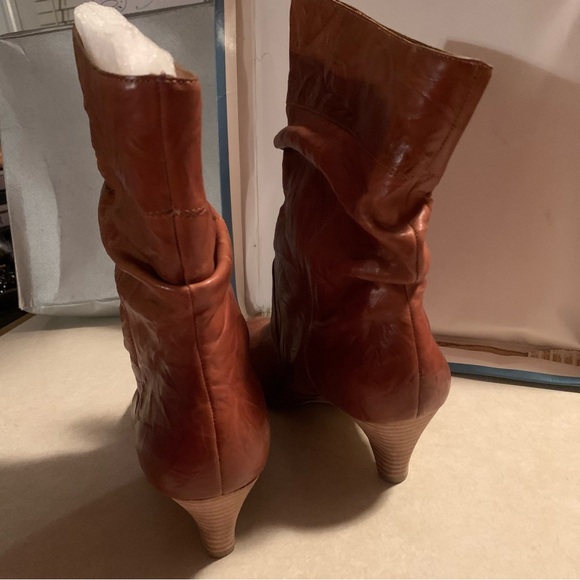 Jessica Simpson Brown Leather Slouch Boots - Picture 3 of 9